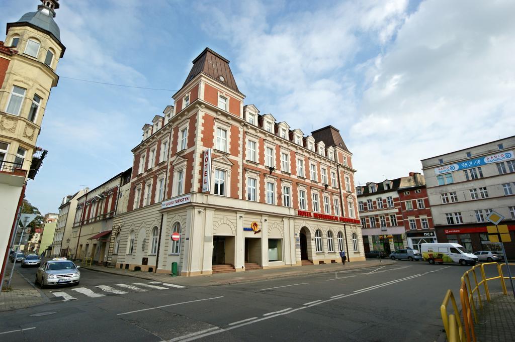 Hotel Staromiejski 斯武普斯克 外观 照片