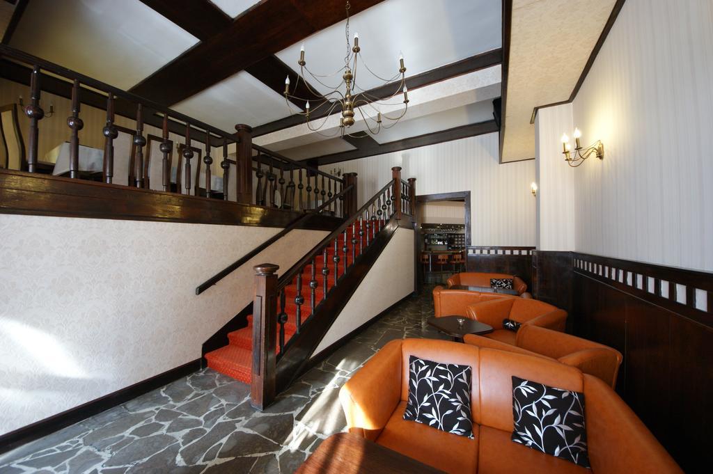 Hotel Staromiejski 斯武普斯克 外观 照片